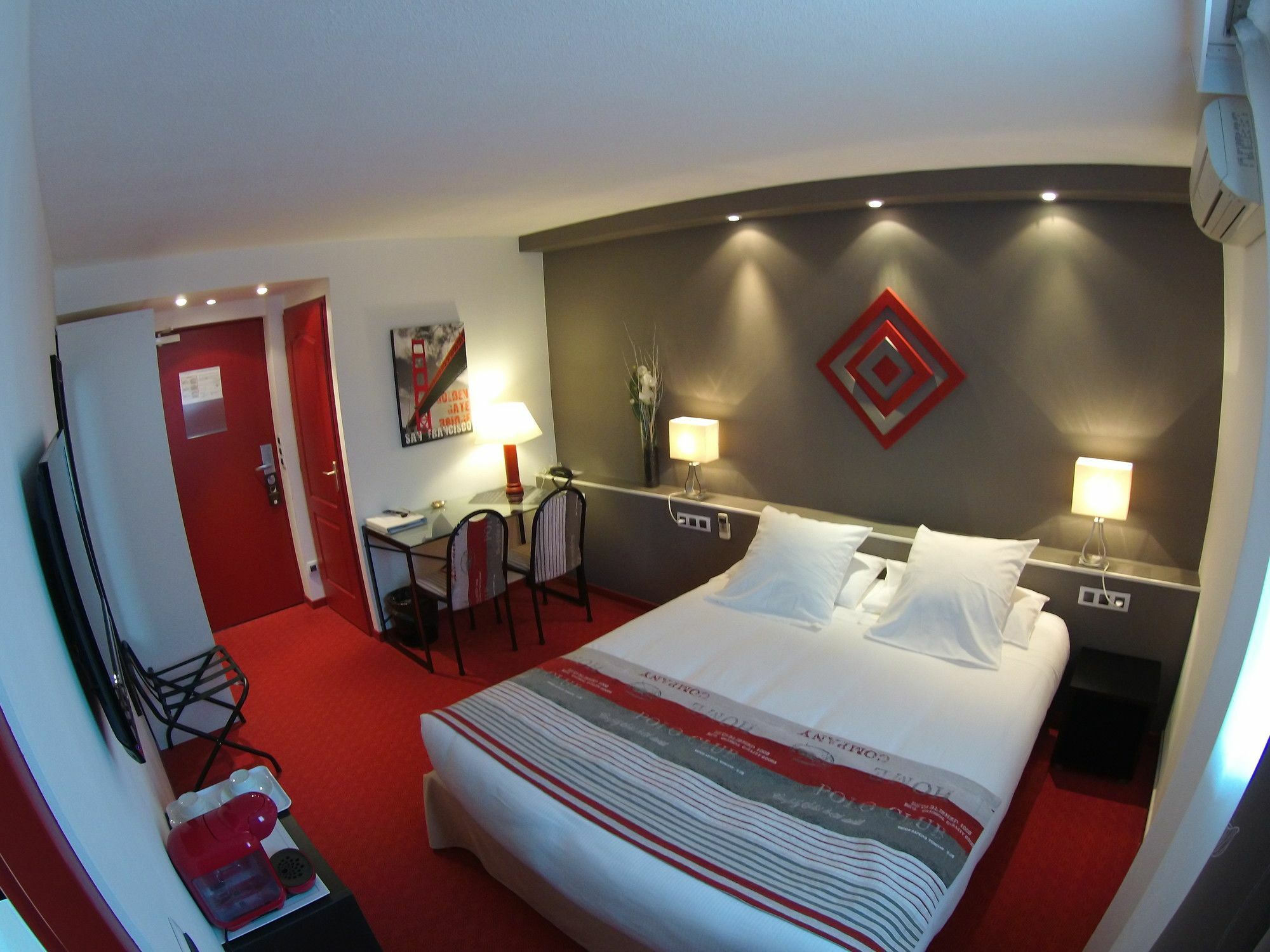 L'Initial Hotel Toulouse Bagian luar foto